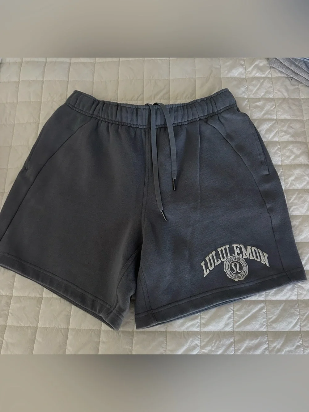 lululemon Scuba Midrise Oversized Women's Gray Athletic Logo Shorts